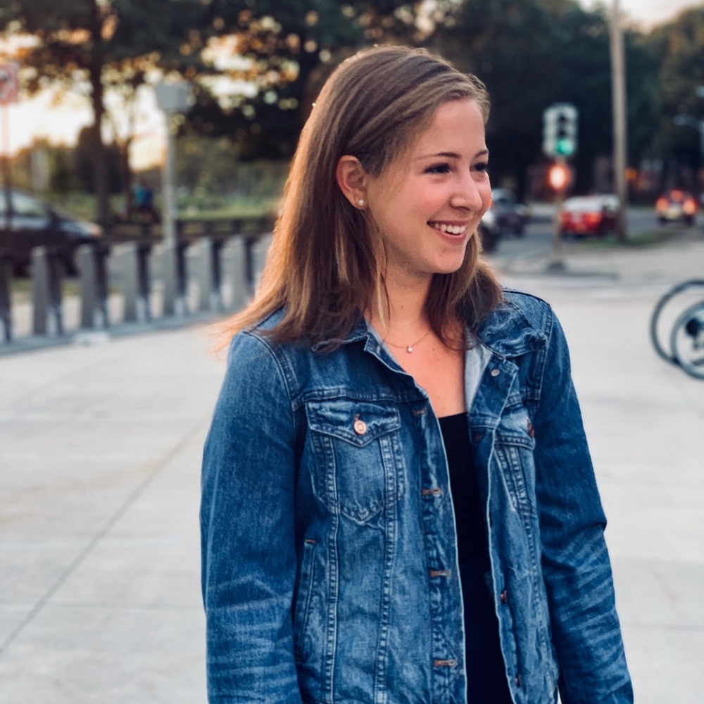 Meet your Posher, Elly